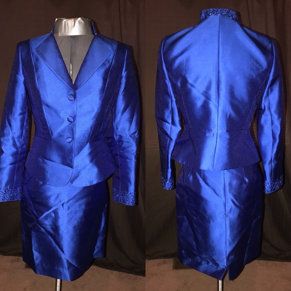 2-Piece Blue Tahari Interview Suit